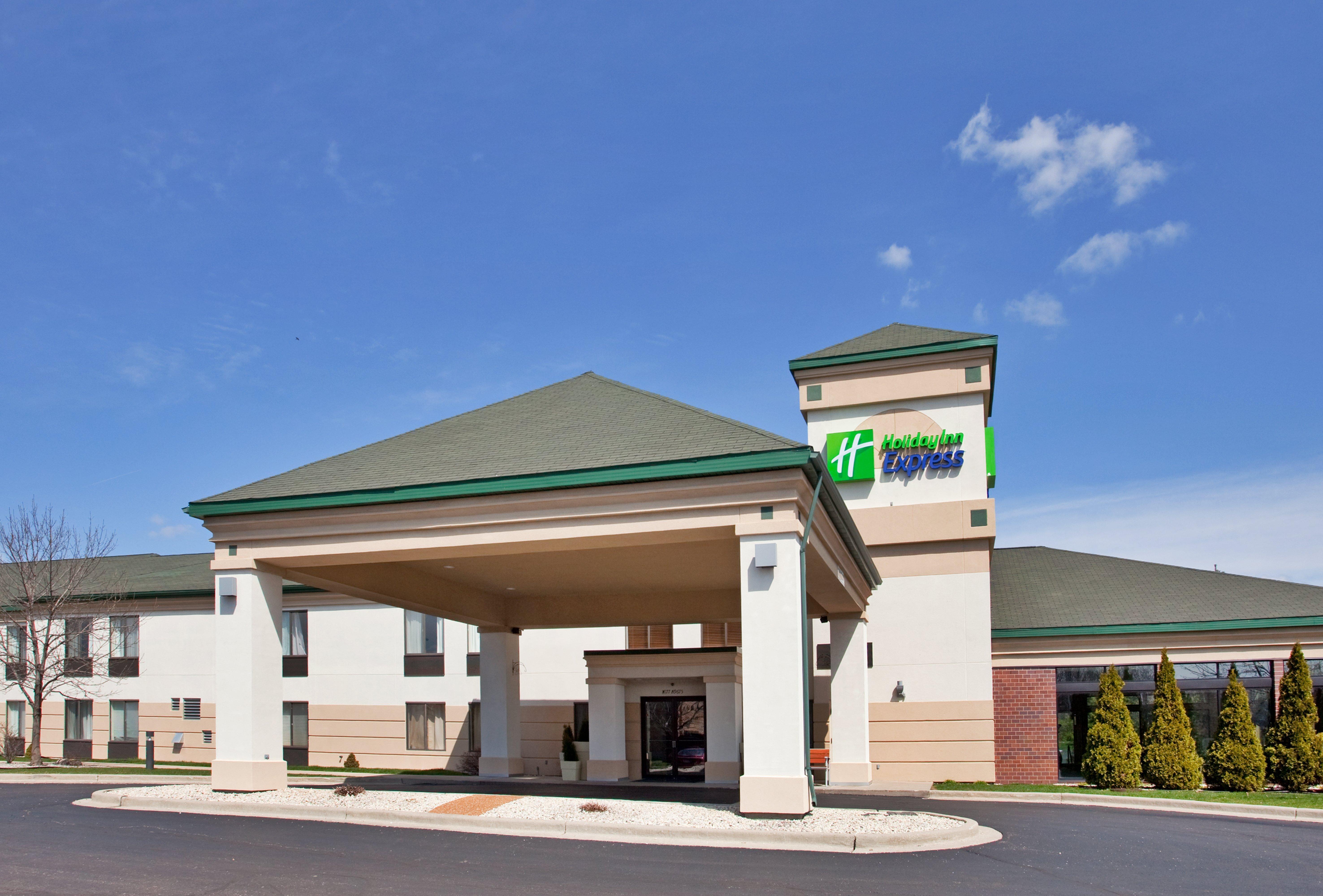 Holiday Inn Express Hotel Germantown - Northwest Milwaukee, An Ihg Hotel Esterno foto