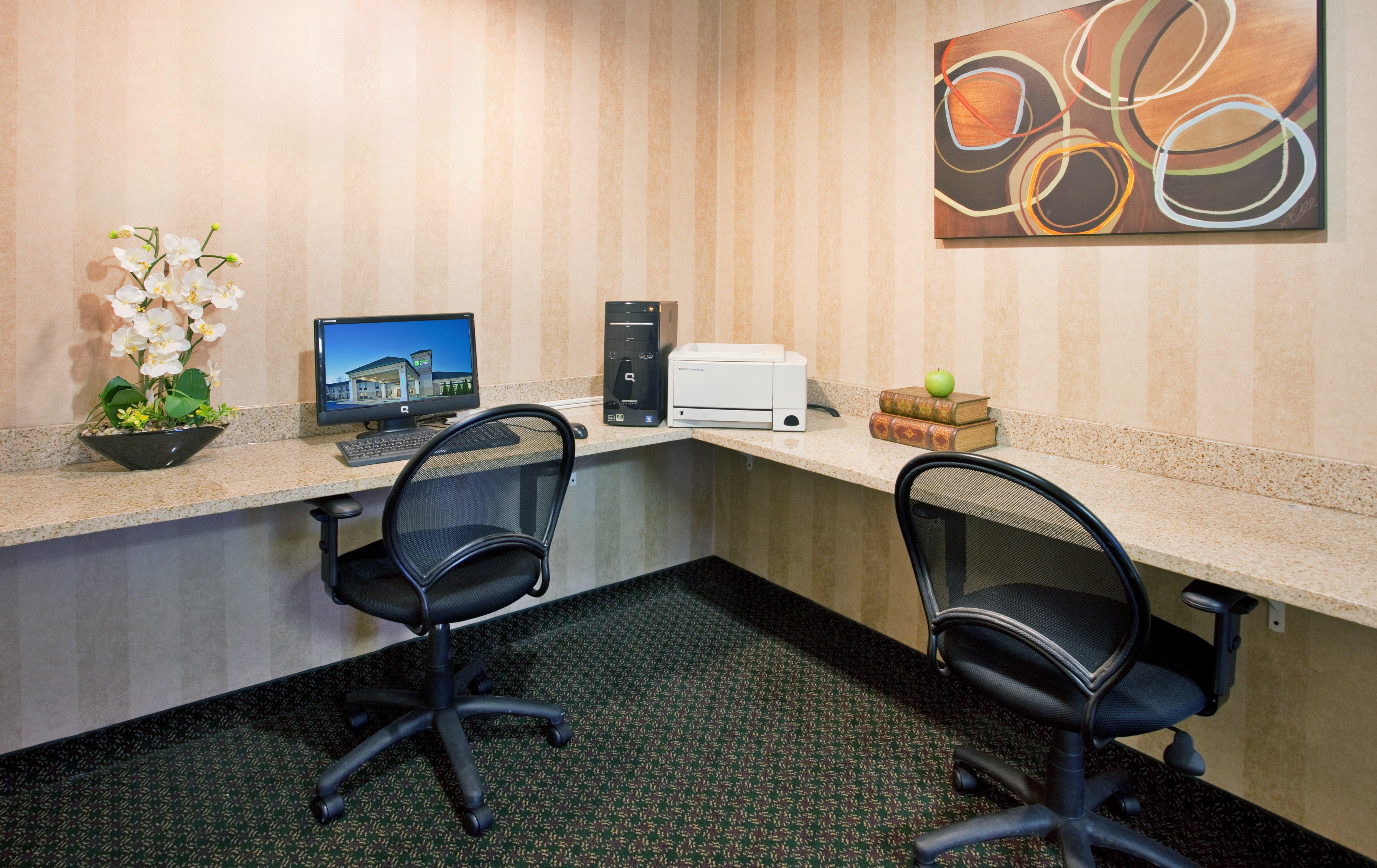 Holiday Inn Express Hotel Germantown - Northwest Milwaukee, An Ihg Hotel Esterno foto
